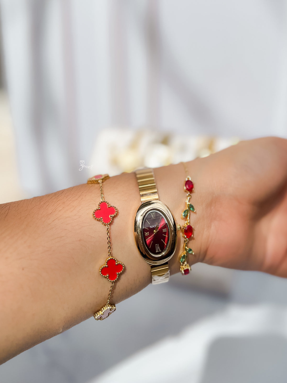Reloj Vintage NAIDU Caja Roja (Brazalete ajustable)